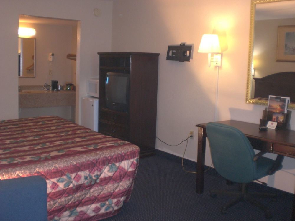 Executive Garden Titusville Hotel المظهر الخارجي الصورة