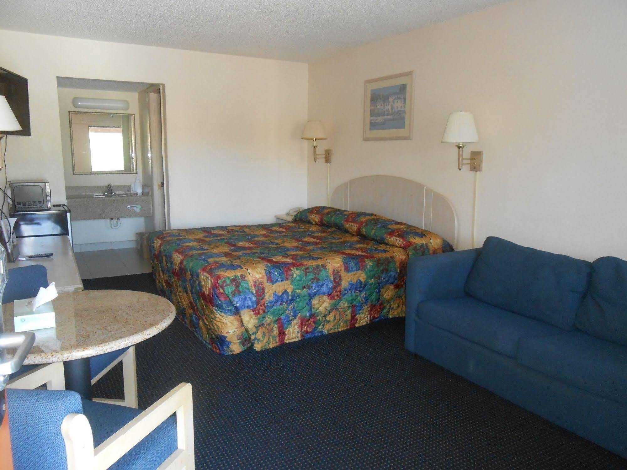 Executive Garden Titusville Hotel المظهر الخارجي الصورة