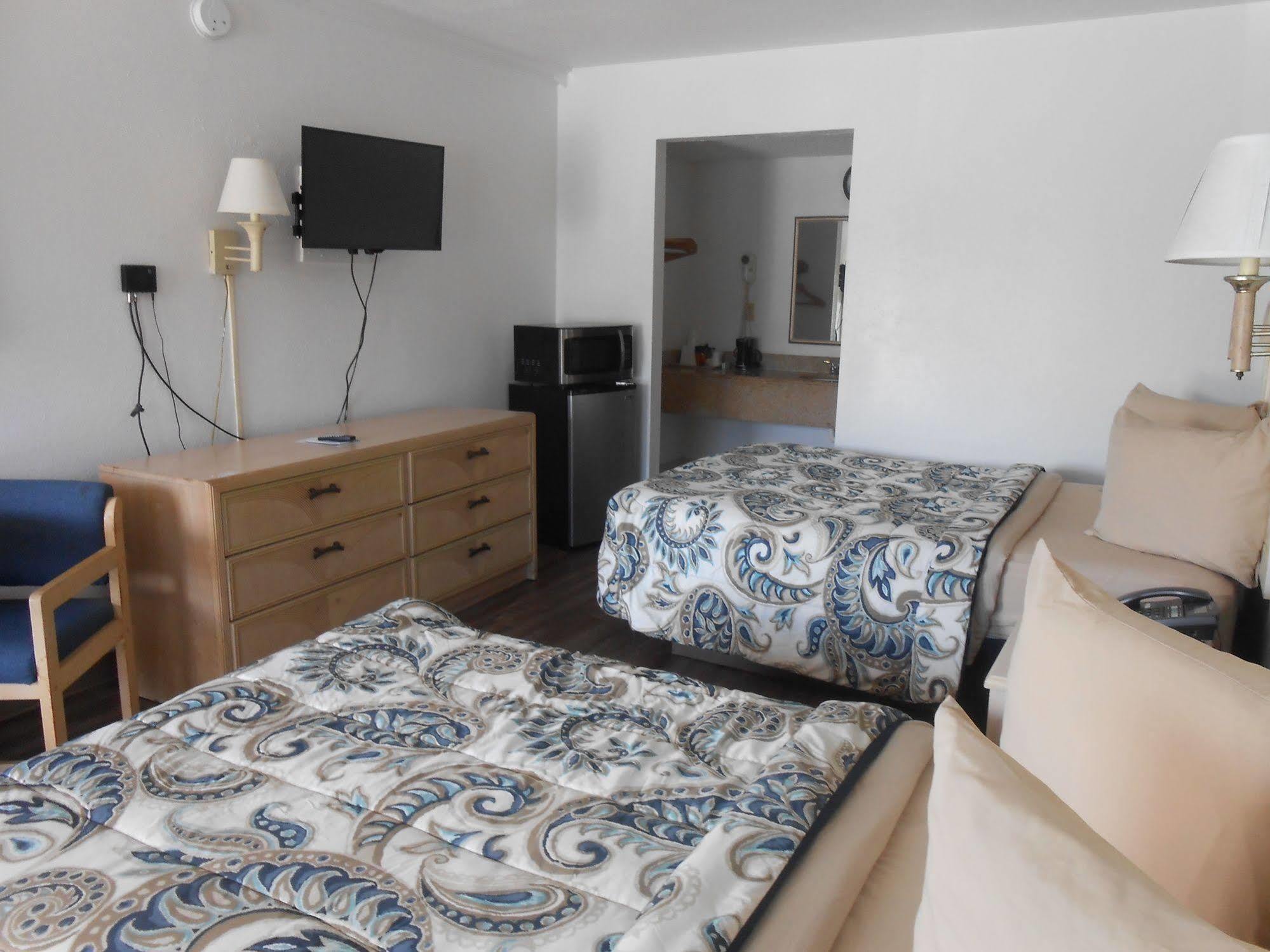 Executive Garden Titusville Hotel المظهر الخارجي الصورة
