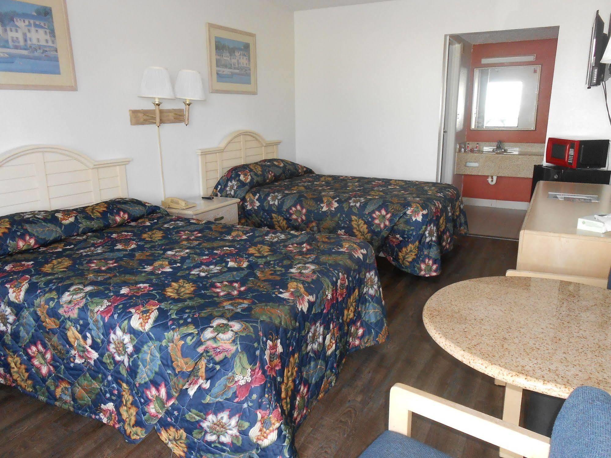 Executive Garden Titusville Hotel المظهر الخارجي الصورة