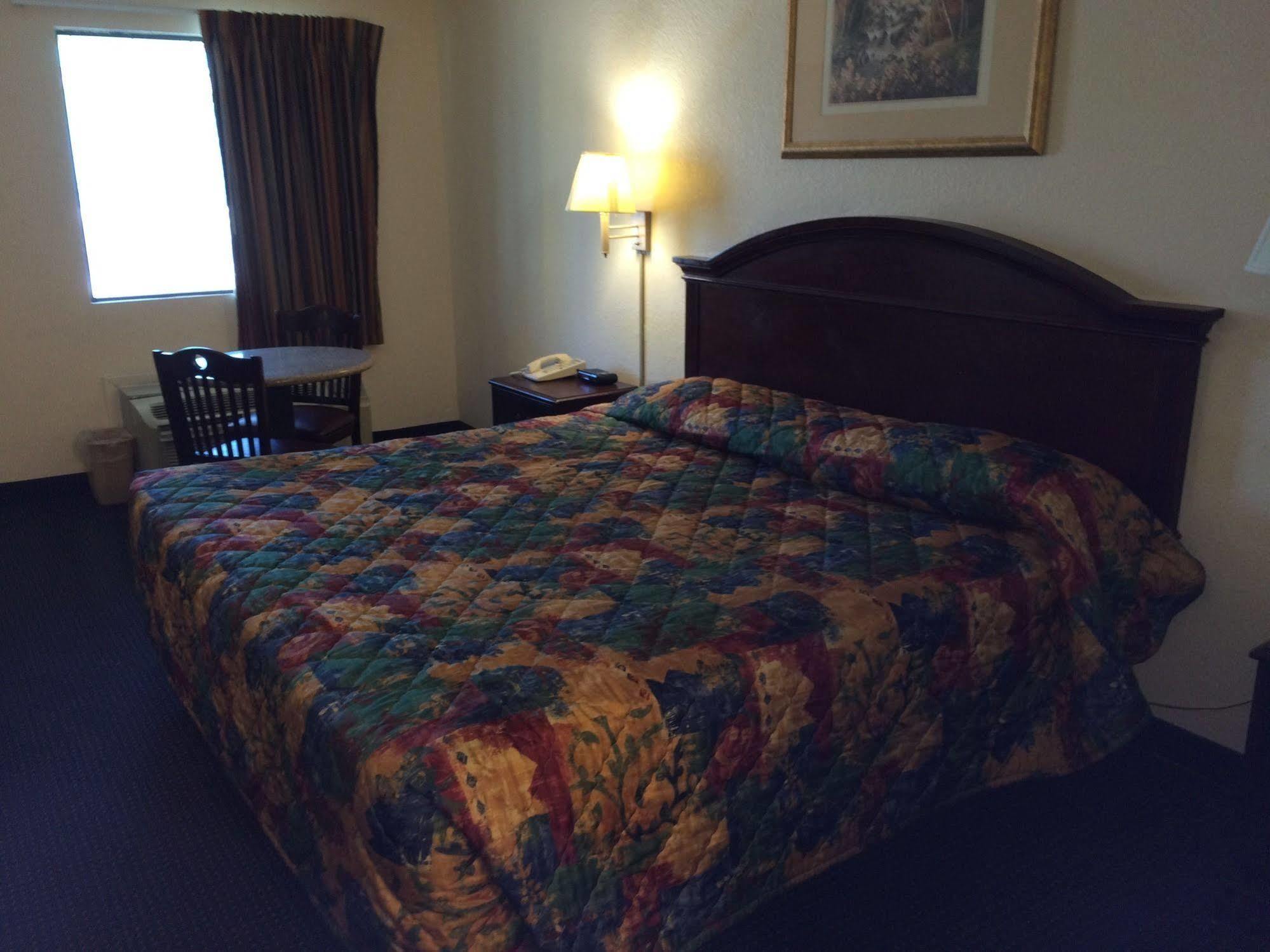 Executive Garden Titusville Hotel المظهر الخارجي الصورة