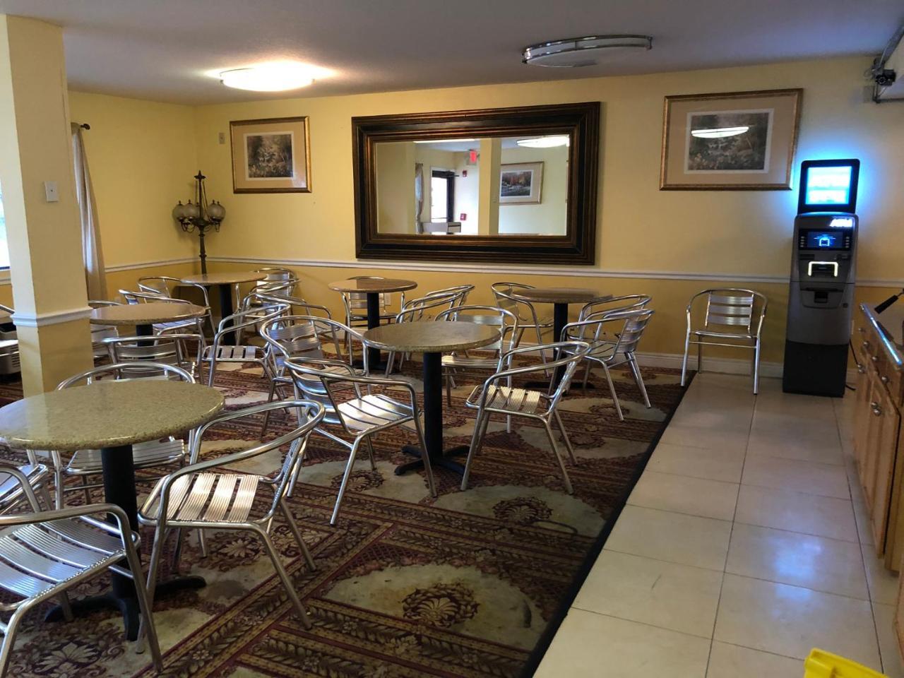 Executive Garden Titusville Hotel المظهر الخارجي الصورة
