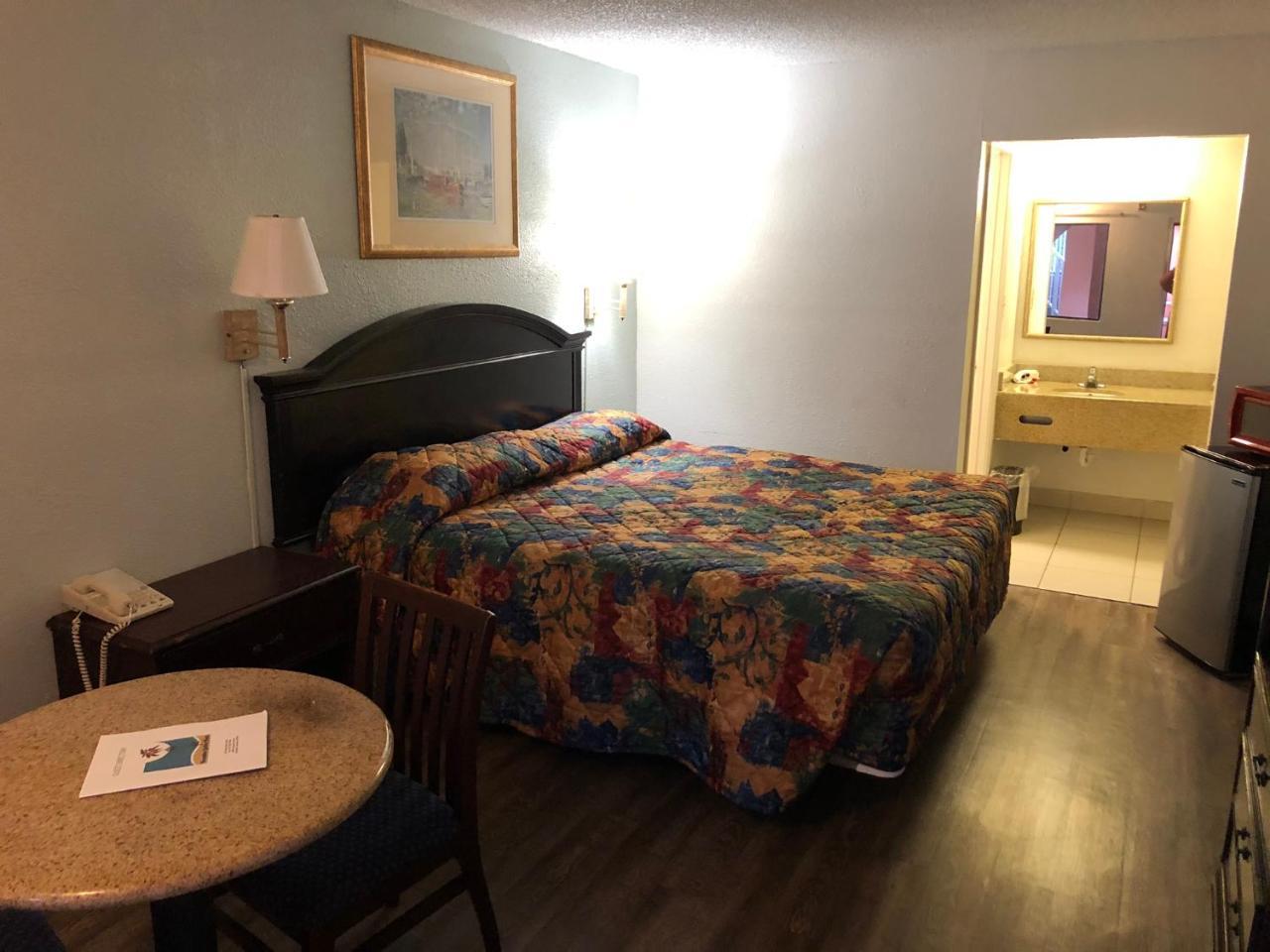 Executive Garden Titusville Hotel المظهر الخارجي الصورة