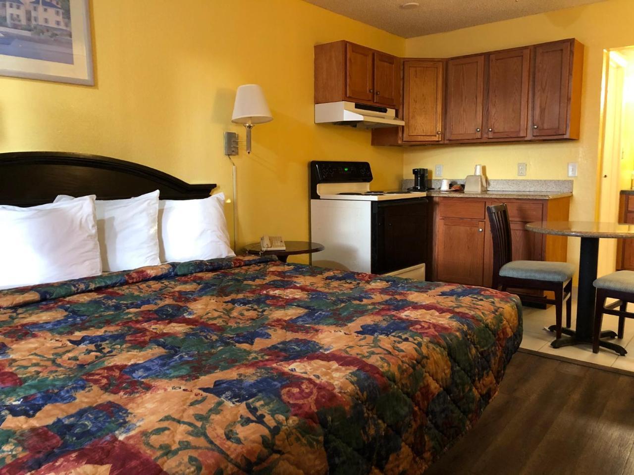 Executive Garden Titusville Hotel المظهر الخارجي الصورة